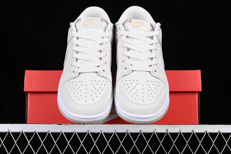All categories Nk SB Dunk series Nk SB Dunk Low low-top sneakers Nk Dunk Low Retro "Sanddrift" white gold SB smashed backboard fashion casual sneakers DV0831-003